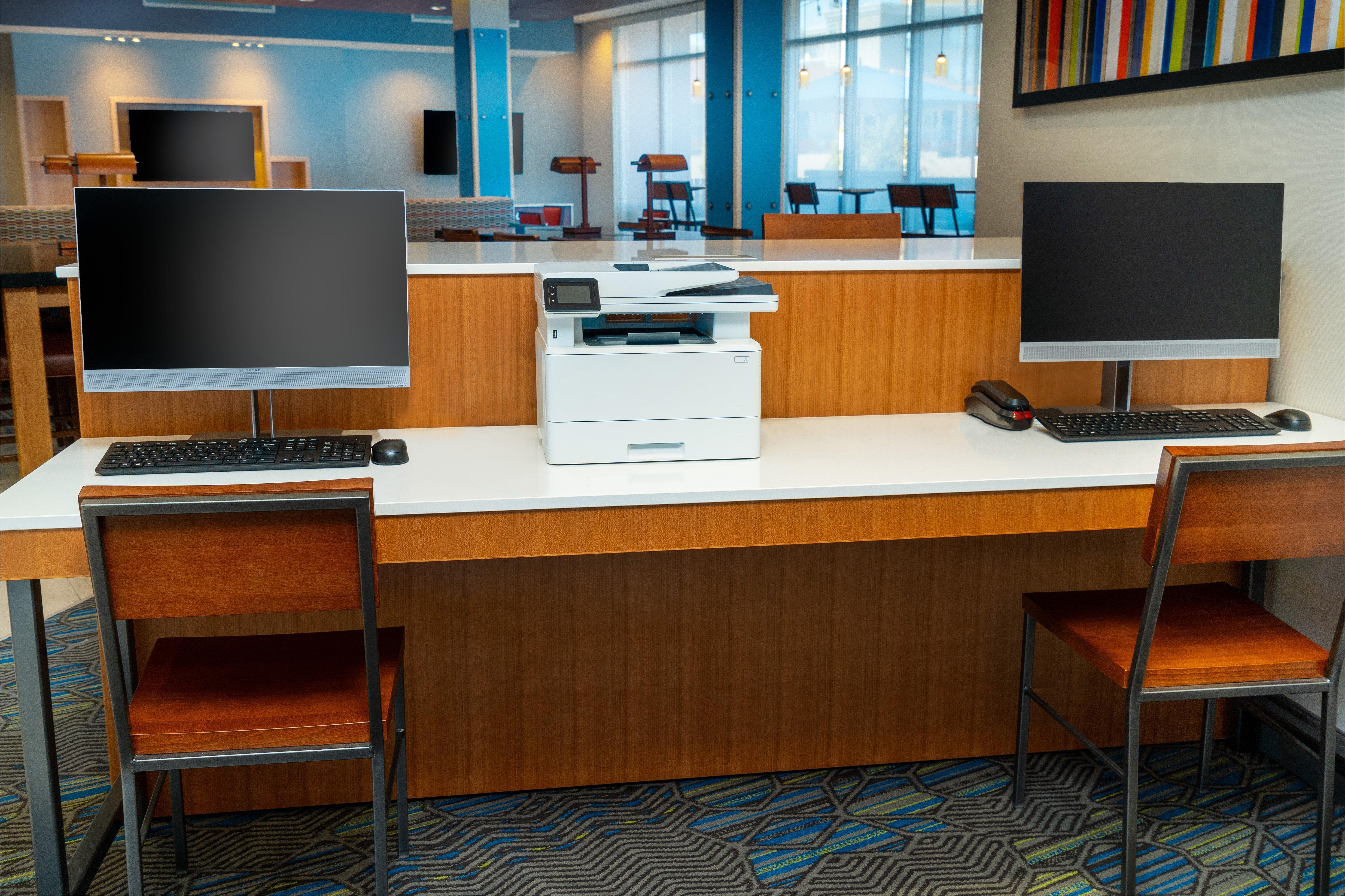 Holiday Inn Express & Suites - Las Vegas - E Tropicana By Ihg Экстерьер фото